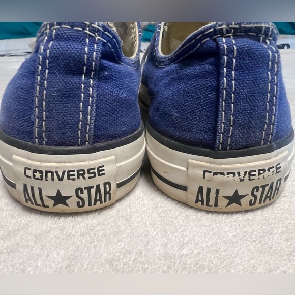 Blue Chuck Taylor Converse Allstar low sneaker - Picture 2 of 5